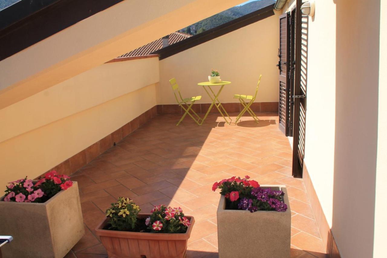 Appartement Mansarda Con Camino à Montefranco Extérieur photo
